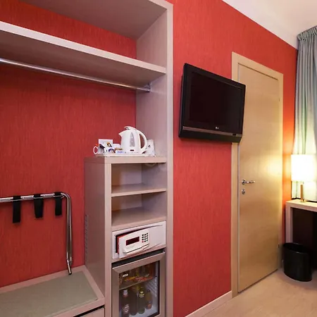 Best Western Porto Antico فندق 3*