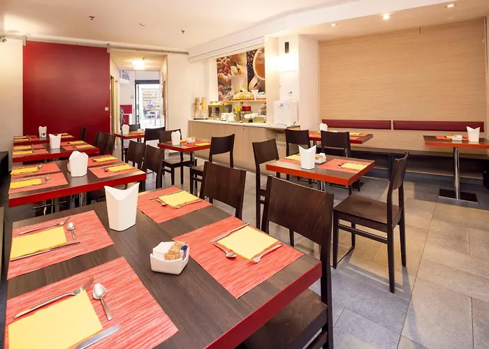 Western Porto Antico Отель 3*