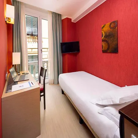 Western Porto Antico Hotel 3*
