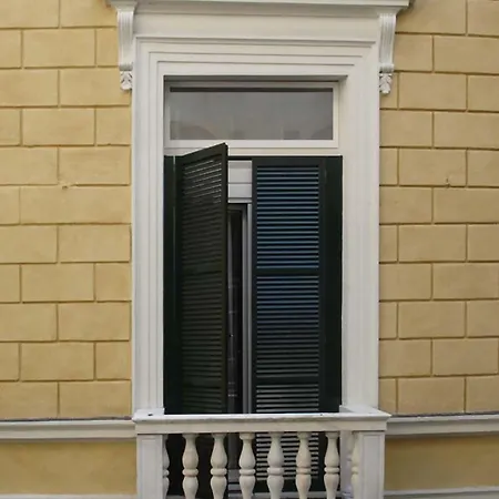 Western Porto Antico Hotel 3*