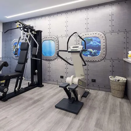 Western Porto Antico Hotel 3*