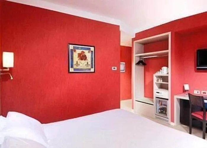 贝斯特韦斯特波尔托安蒂科酒店