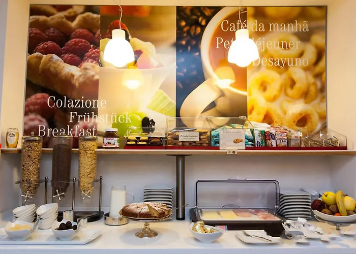 贝斯特韦斯特波尔托安蒂科酒店