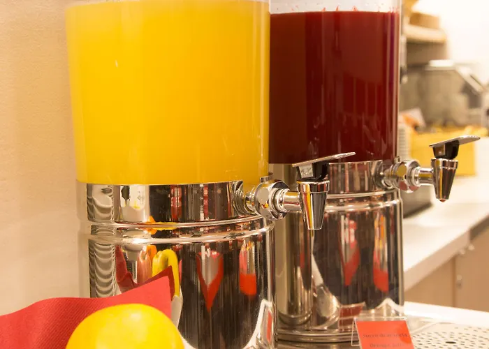 酒店 贝斯特韦斯特波尔托安蒂科酒店