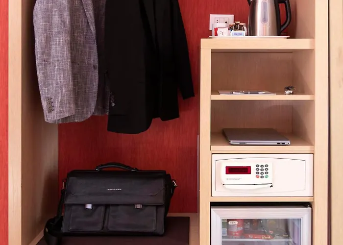 酒店 贝斯特韦斯特波尔托安蒂科酒店