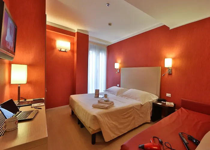 贝斯特韦斯特波尔托安蒂科酒店 3* 热那亚