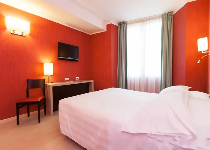 贝斯特韦斯特波尔托安蒂科酒店 3* 热那亚