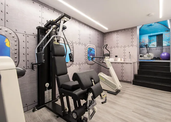 酒店 贝斯特韦斯特波尔托安蒂科酒店 3*