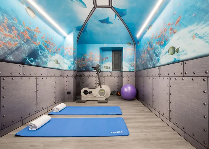 贝斯特韦斯特波尔托安蒂科酒店 3* 热那亚