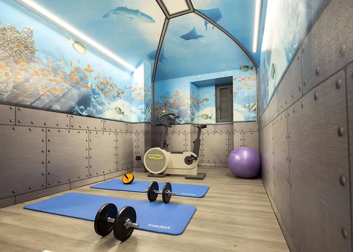 贝斯特韦斯特波尔托安蒂科酒店