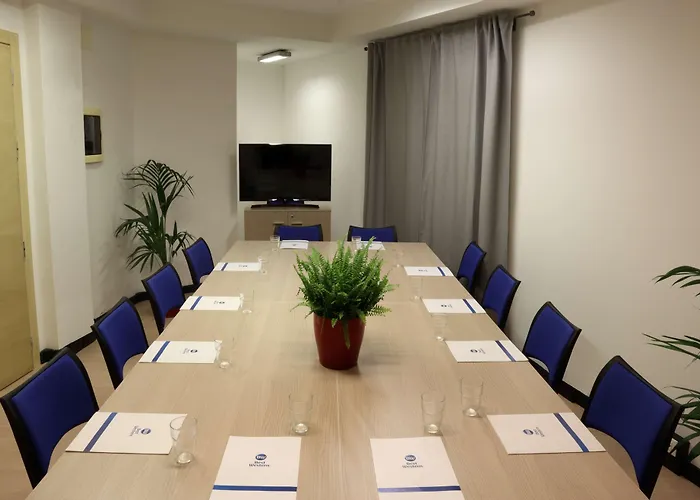 贝斯特韦斯特波尔托安蒂科酒店 3*