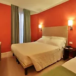 Western Porto Antico 3* Genua